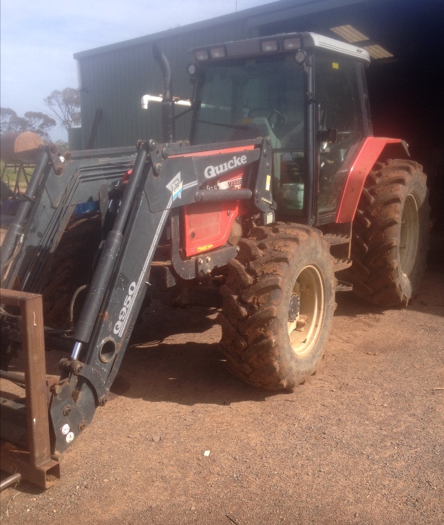Massey Ferguson Tractor With FEL, Bucket & Fork. Machinery